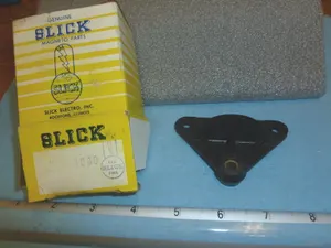 NOS SLICK Magneto M-1068 BEARING PLATE, DISTRIBUTOR GEAR (Aviation)